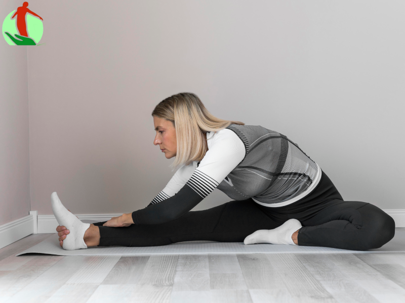 کشش عضلات پشت ران (Hamstring Stretch)
